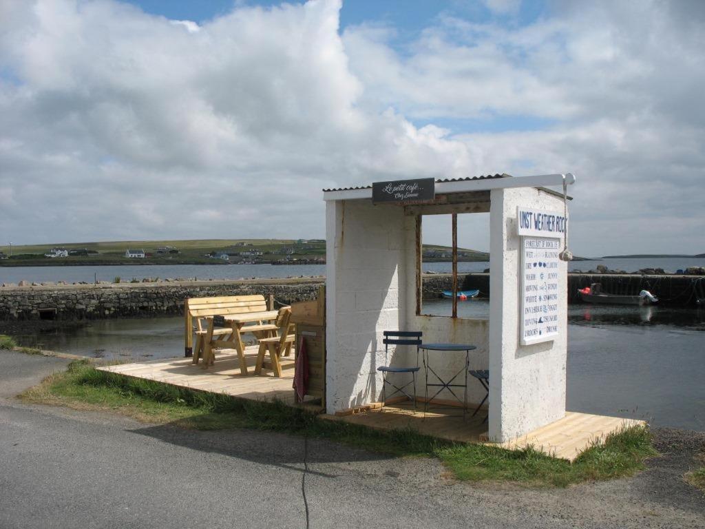 The Uyeasound Old Pier Cottage Belmont  Extérieur photo